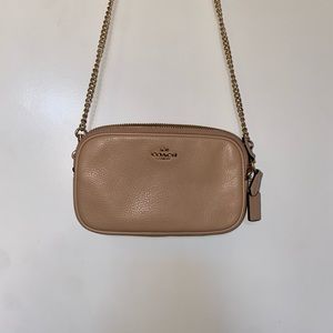 COACH PURSE SUPER CUTE